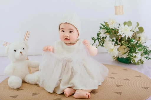 孝昌怀孕多久就不吐了